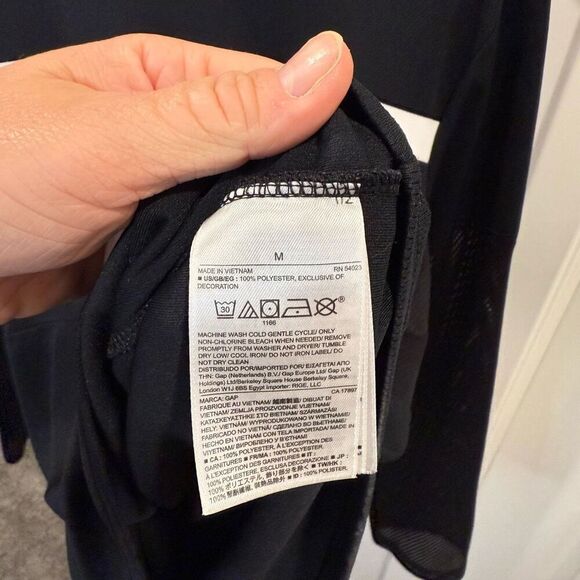 Gap GQ STAMPD Mesh Men’s Hockey Jersey Black White Medium Limited Release - Picture 8 of 9